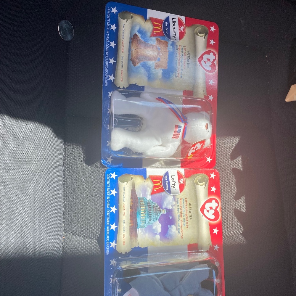 Lefty and Libearty retired beanie babies